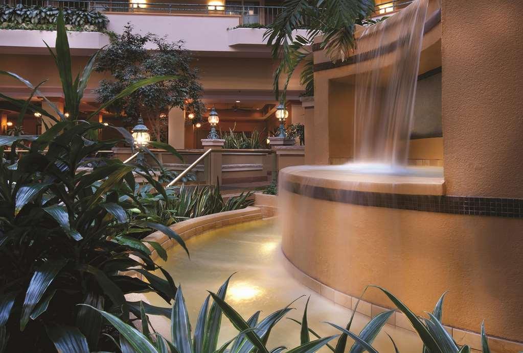Embassy Suites By Hilton Greensboro Airport Інтер'єр фото