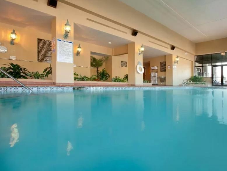 Embassy Suites By Hilton Greensboro Airport Екстер'єр фото